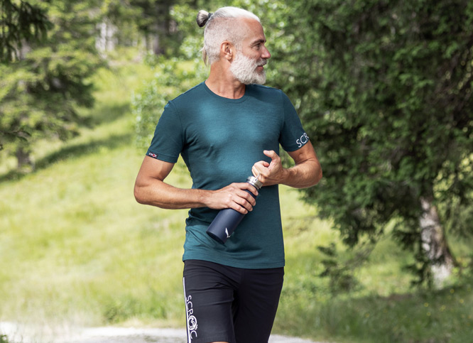 Merino Shirt Herren sind mulesingfrei und natürlich auf der Haut - SCROC