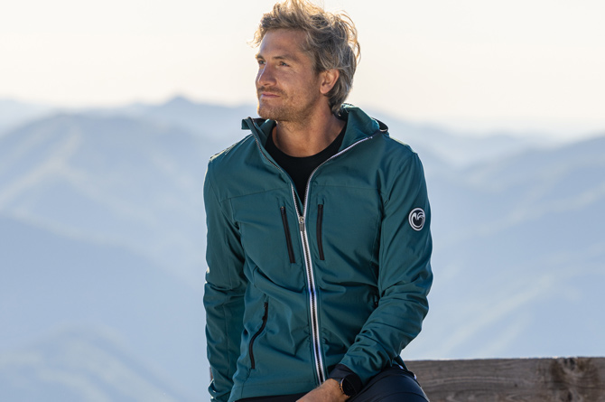 Model mit sWooltec Merino Jacke Herren von SCROC