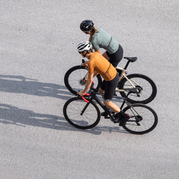 Ideal für Rennradfahrerinnen, die ihre Performance aufs nächste Level heben wollen.